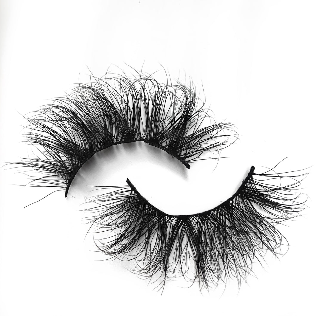 LOKITA LASHES